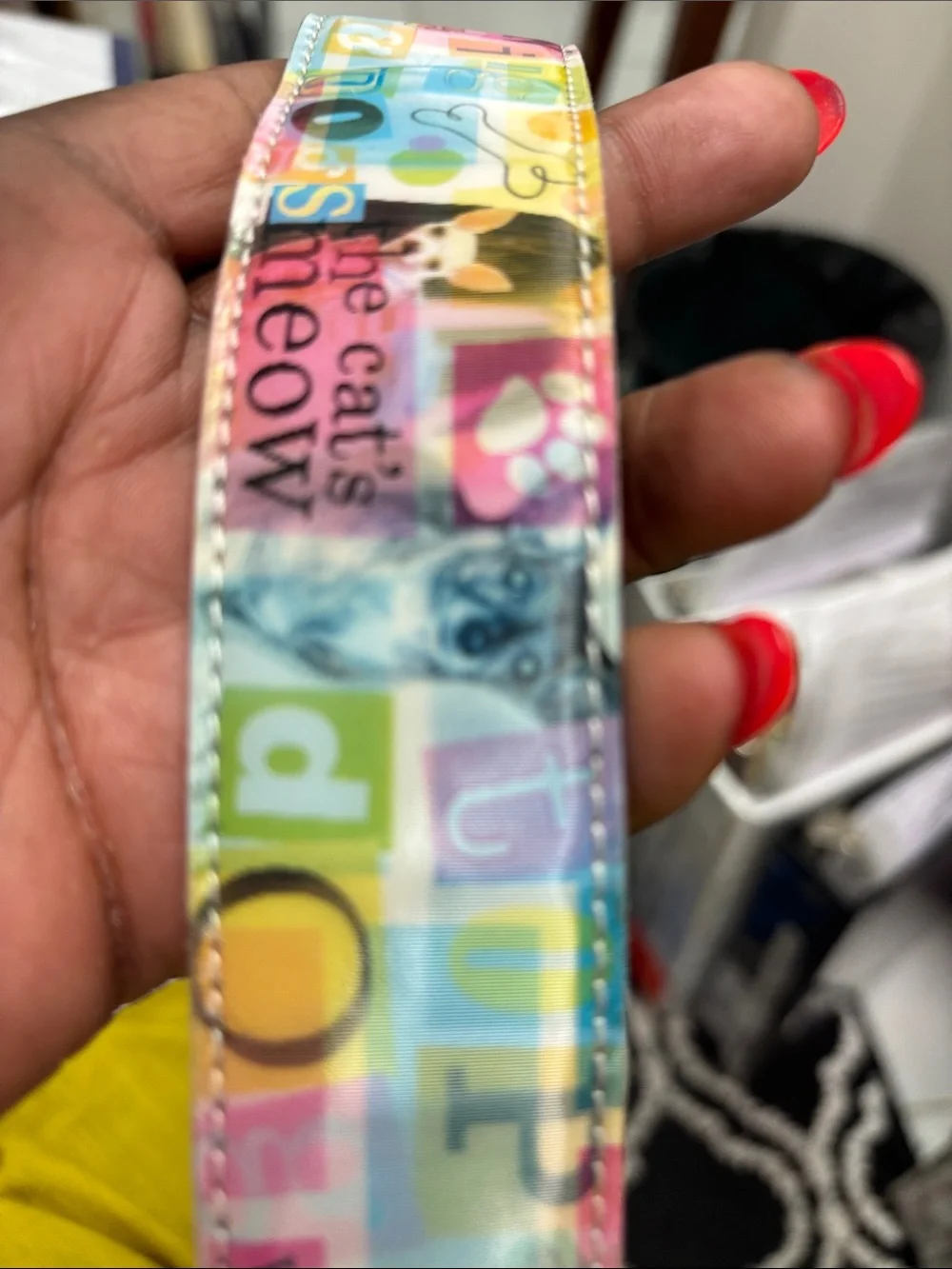 Relic Lenticular Graphic Belt in Black, Pink, Gray